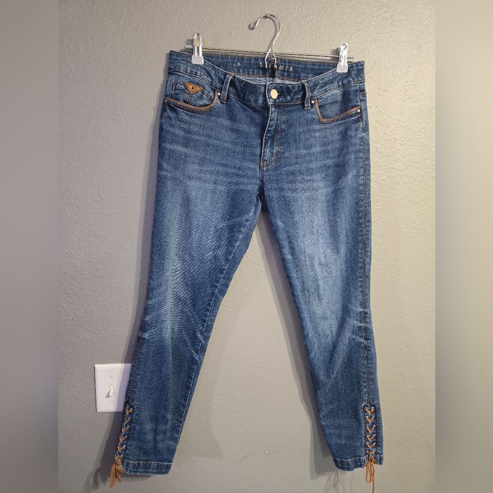 SUMMER SALE $6! White House Black Market The Skimmer Ankle Length Size 8
